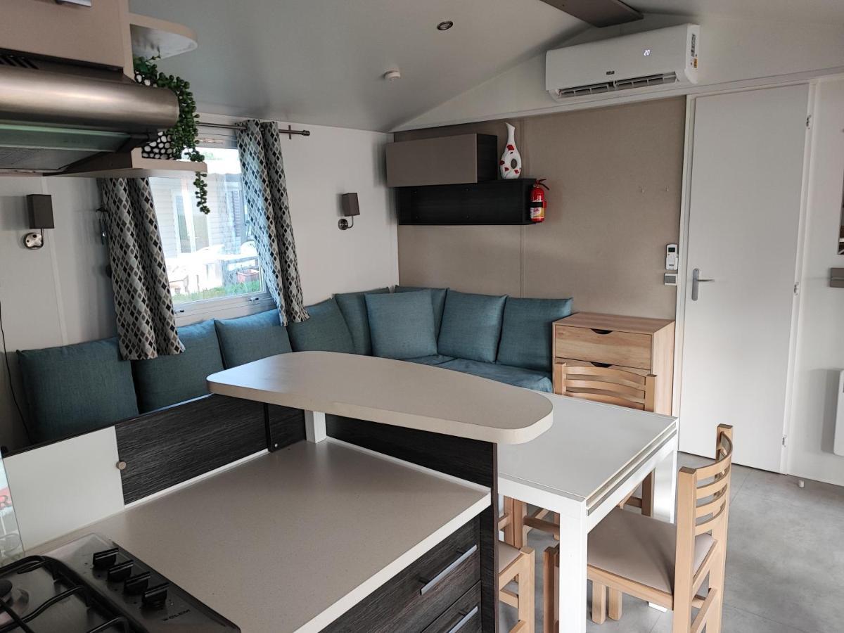 Mobilhome 741 Les Charmettes,3Ch,2Sdb,Lave Linge,Lave Vaisselle,Clim,2Wc Les Mathes Dış mekan fotoğraf